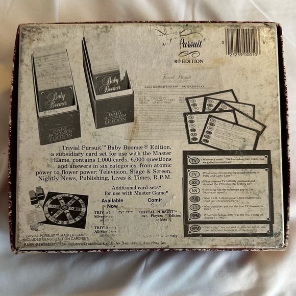 VINTAGE set of Trivial Pursuit game and expansion packs - Picture 12 of 12